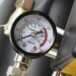 Компресор одноциліндровий 1.5кВт 205л/хв 8бар 24л (2 крана) APRO