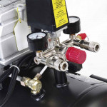 Компресор одноциліндровий 8 Бар 1.5 кВт 205 л/хв 50 л (2 крана) + Олива 0,2 л	APRO