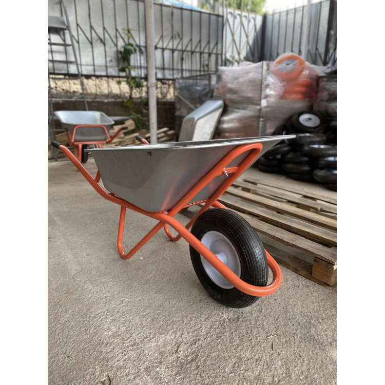 Тачка будівельна ТМ VINHOZGROUP одно колісна, 90 л 180 кг, колесо 4,00 - 8 пневматичне, підшип d20