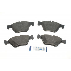 Колодки гальмівні (передні) MB E-class (W210/S210)/CLK-class (C208) 95-03/SLK-class (R170) 00-04 Колодки гальмівні (передні) MB E-class (W210/S210)/CLK-class (C208) 95-03/SLK-class (R170) 00-04