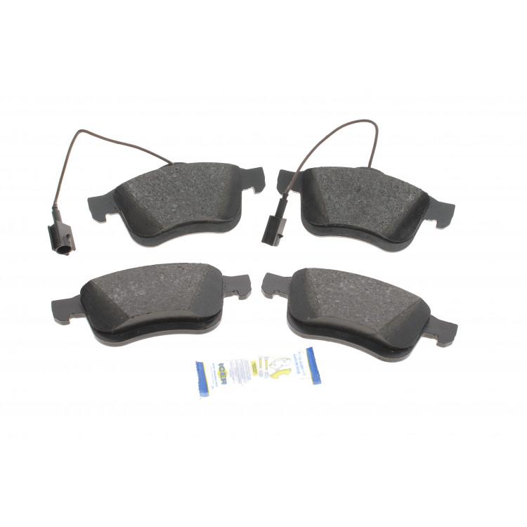 Колодки гальмівні (передні) Fiat Doblo 01-/10-/Opel Combo 12- (+датчики)