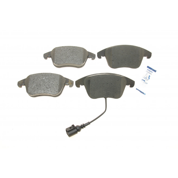 Колодки гальмівні (передні) Audi Q3 11-18/VW Passat B8 14-/Tiguan 07-/Sharan 10- (+датчик)