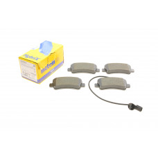 Колодки гальмівні (задні) Renault Master III/Opel Movano B/Nissan NV400 10- (+датчик)(однокатковий) Колодки гальмівні (задні) Renault Master III/Opel Movano B/Nissan NV400 10- (+датчик)(однокатковий)