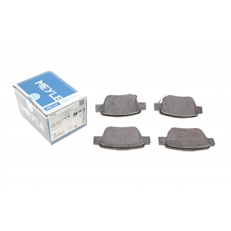 Колодки гальмівні (задні) Toyota Avensis/Corolla 1.6-2.4i 03-09 (Bosch)