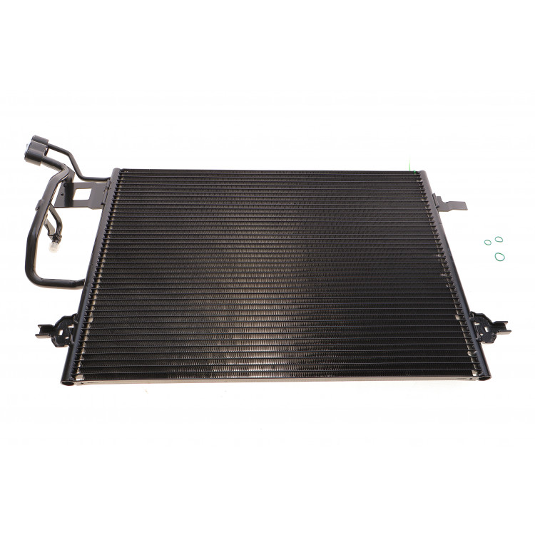 Радіатор кондиціонера VW Passat 1.6-2.8/2.5 TDI 96-05