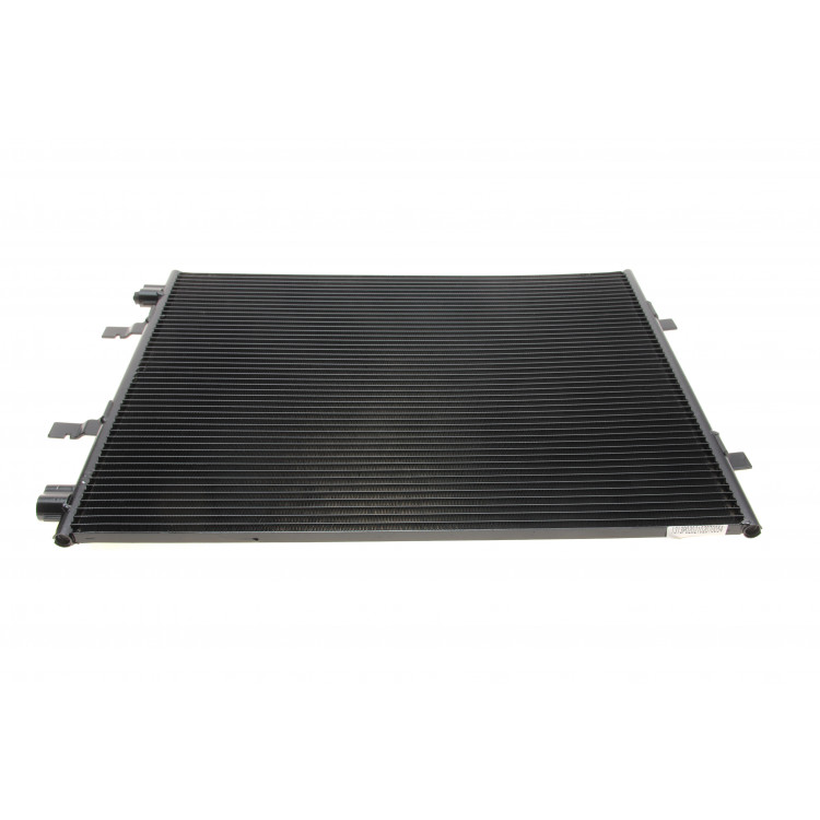 Радіатор кондиціонера Renault Trafic 2.0dCi 06-
