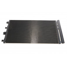 Радіатор кондиціонера Dacia Duster 1.5D 10-18 Радіатор кондиціонера Dacia Duster 1.5D 10-18